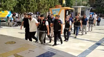 Şanlıurfa'da Otel Önüne Silahlı Saldırı: 5 Tutuklama