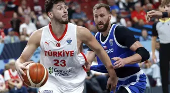 A Milli Erkek Basketbol Takımı Çekya'yı Yenerek İkinci Galibiyetini Aldı