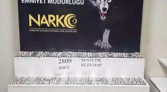 Adana'da Uyuşturucu Hap Bulundu, 16 Yaşındaki Şüpheli Tutuklandı