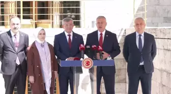 Ahmet Davutoğlu: Türkiye Cumhuriyeti İsrail'e Sınır Göstermek Zorunda