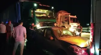 Ayvalık'ta Zincirleme Trafik Kazası: 1 Ölüm, 3 Yaralı