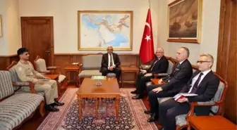 Milli Savunma Bakanı Yaşar Güler, Pakistan Büyükelçisi'ni kabul etti