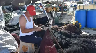 İzmir'de Balıkçılar Av Sezonuna Hazırlanıyor