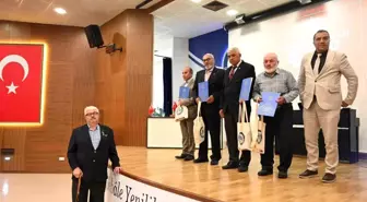 ÇAKÜ'de şehit aileleri ve gaziler ayakta alkışlandı