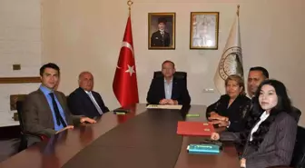 Kars'ta 2 derneğe destek
