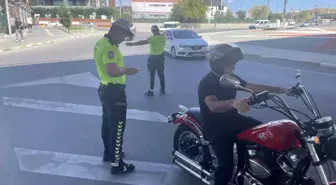 Kapaklı'da Kask Takmayan Motosiklet Sürücülerine Cezai İşlem
