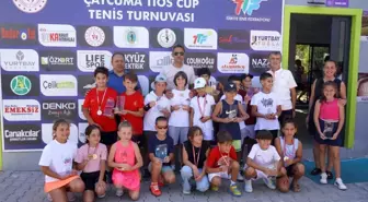 Çaycuma'da 8-10 Yaş Yaz Kupası Tenis Turnuvası Gerçekleşti