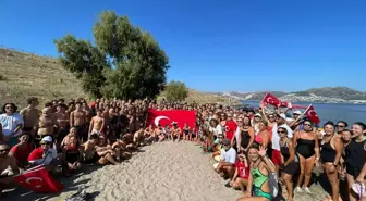 Bodrum'da 30 Ağustos Zafer Bayramı'nda Yüzme Etkinliği Düzenlendi