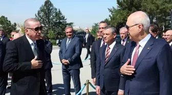 Cumhurbaşkanı Erdoğan başkanlığındaki devlet erkanı, Anıtkabir'i ziyaret etti