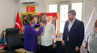 Diyarbakır'da CHP'den AK Parti'ye katılım: Rozetleri Suna Kepolu Ataman taktı