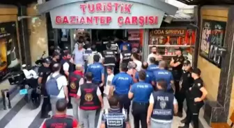 Gaziantep'te Kaçakçılık Operasyonu: 23 Gözaltı, 5 Milyon TL Değerinde Emtia Ele Geçirildi