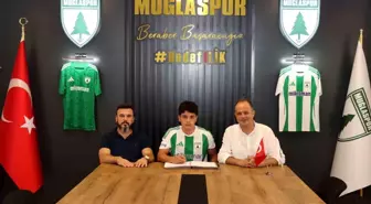 Muğlaspor, Altyapıdan Gelen Genç Yetenek Emre Şimşek'i A Takıma Aldı