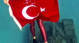 Şahika Ercümen'den Zafer Bayramı'na Özel Dalış