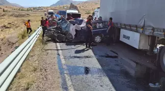 Van'da katliam gibi kaza: 4 ölü, 2 yaralı