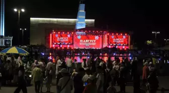 Kırgızistan 34. Bağımsızlık Günü Coşkuyla Kutlandı