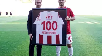 Pendikspor Kaptanı Mesut Özdemir 100. Maçına Çıktı