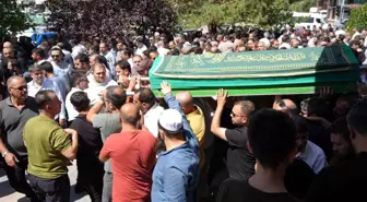 Motosiklet Festivaline Giderken Kaza Geçiren Meriç Yeter, Erzincan'da Defnedildi
