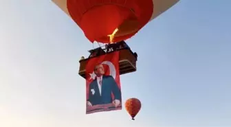 Şehit aileleri 30 Ağustos'u Pamukkale semalarında kutladı