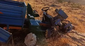 Siirt'te Tarım Aracı Devrildi: 1 Yaralı