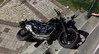 Eskişehir'de Motosiklet Kazası: İki Yaya Yaralandı