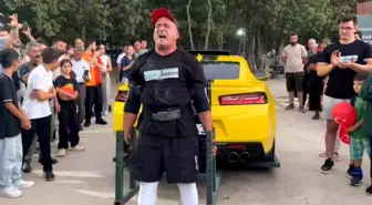 Güç Sporcuları Tekirdağ'da 1 Ton 700 Kilogramlık Aracı Kaldırdı