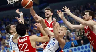 A Milli Basketbol Takımı Estonya'yı 84-64 Yenerek 4'te 4 Yaptı