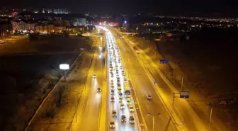 Kırıkkale'de Hafta Sonu Trafik Yoğunluğu Havadan Görüntülendi