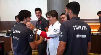 A Milli Futbol Takımı, Dünya Kupası Elemeleri için kampa girdi