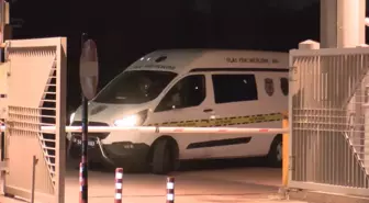 Beşiktaş'ta Güvenlik Görevlisinin Silahı Kazayla Ateş Aldı: İki Yaralı