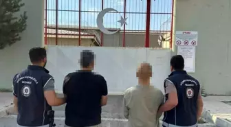 Erzincan'da 21 Kaçak Göçmen Yakalandı, 2 Organizatör Tutuklandı