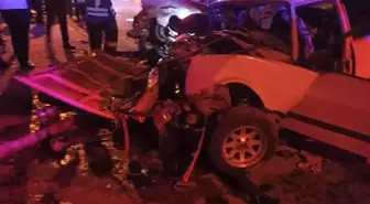 Nazilli'de Hatalı Sollama Sonucu Kaza: 12 Yaralı