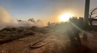 Isparta'da Yangın: Saman Balyaları Kül Oldu