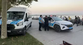 Avcılar'da Zabıta Memuruna Bıçak Çeken Şüpheli Olay Yerinden Kaçtı