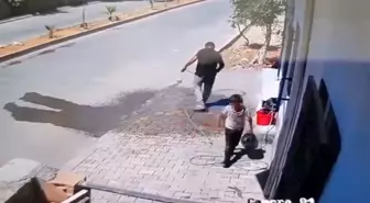 Babanın Oğluna Hırsızlık Yaptırdığı Anlar Kamerada