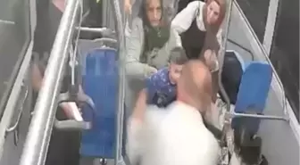 Kocaeli'de Otobüs Şoförü, Nefes Borusuna Cips Kaçan Çocuğu Kurtardı