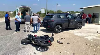 Antalya'da Trafik Kazası: Motosiklet Sürücüsü Yaralandı