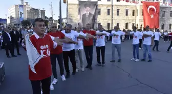 Sivas Kongresi'nin 106. Yıldönümü Kutlamalarında 1058 Kişi Halay Çekti