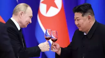 Tanklar, turizm, fotoğraflar: Kim ve Putin neden Pekin'e gidiyor?