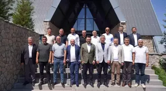 AK Parti Kayseri İl Başkanı İlçe Başkanlarıyla Toplandı