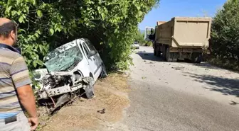 Burdur'da Otomobil ve Kamyon Çarpıştı: 63 Yaşındaki Sürücü Hayatını Kaybetti