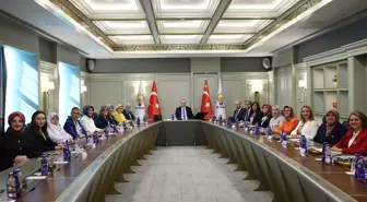 Cumhurbaşkanı Erdoğan, AK Parti'nin Kadın Belediye Başkanlarını Kabul Etti