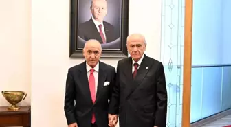 Hikmet Çetin, Devlet Bahçeli'yi Ziyaret Etti