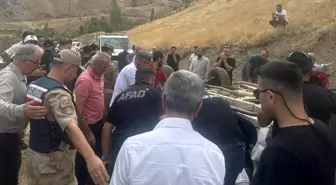 Hakkari'de Trafik Kazası: 2 Kişi Hayatını Kaybetti