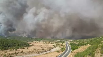 Kastamonu'da Orman Yangını İkinci Günde de Kontrol Altına Alınamadı