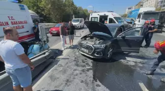Avcılar'da Cip, Motosiklete Çarptı: 2 Yaralı