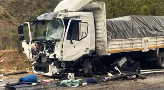 Gümüşhane'de Trafik Kazası: 1 Sürücü Ağır Yaralı