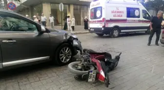 Isparta'da Otomobil ile Motosiklet Çarpıştı: 1 Yaralı