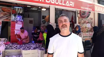 Eskişehir'de Mevlid Kandili'nde 1 Ton Hamsi Ücretsiz Dağıtıldı
