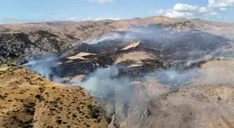 Sivas'ta Makilik Arazide Yangın Çıktı