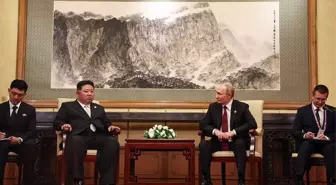 Putin, Kim Jong Un'u Moskova'ya Davet Etti